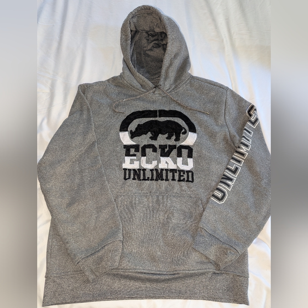 Ecko‎ Unlimited Men''s Medium Gray Hooded Sweatshirt